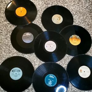 🍄 Set if 8 Records